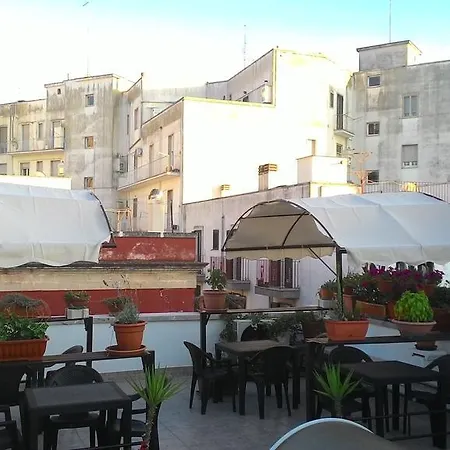 Ciao Bello Couette-café *